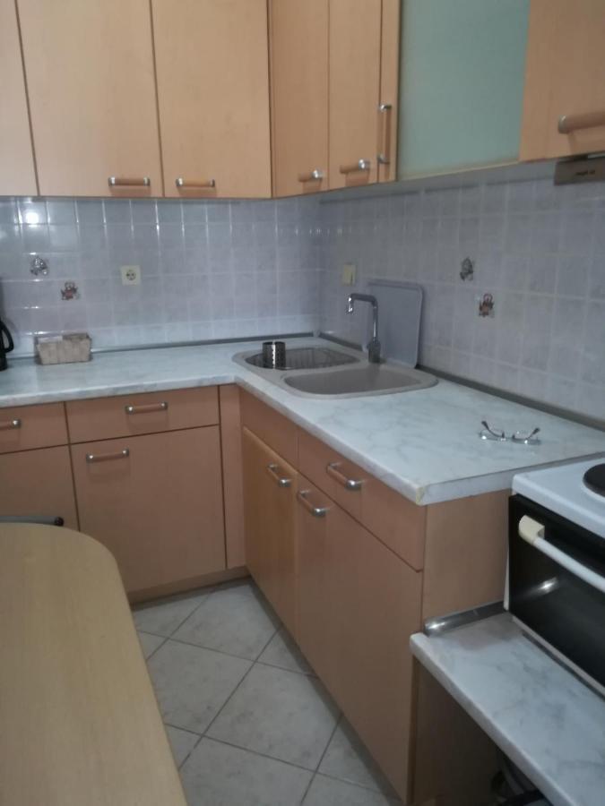 Apartment Ey Zhn Néa Khilí Exteriör bild