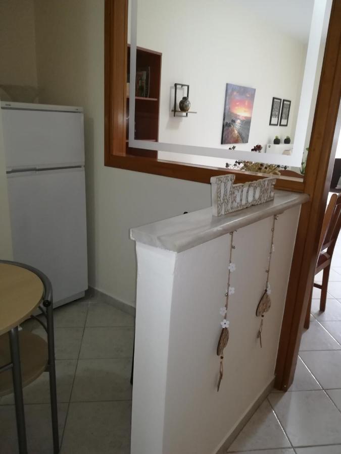 Apartment Ey Zhn Néa Khilí Exteriör bild