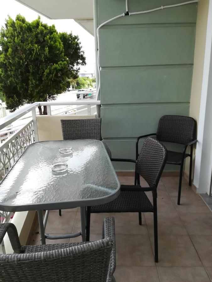 Apartment Ey Zhn Néa Khilí Exteriör bild