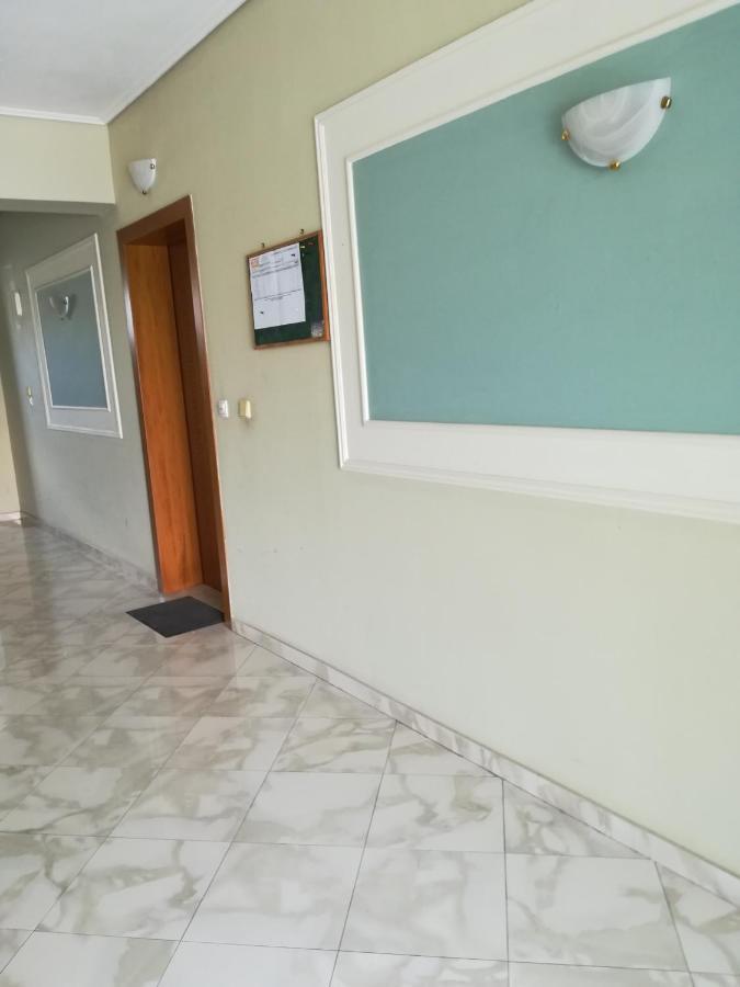 Apartment Ey Zhn Néa Khilí Exteriör bild