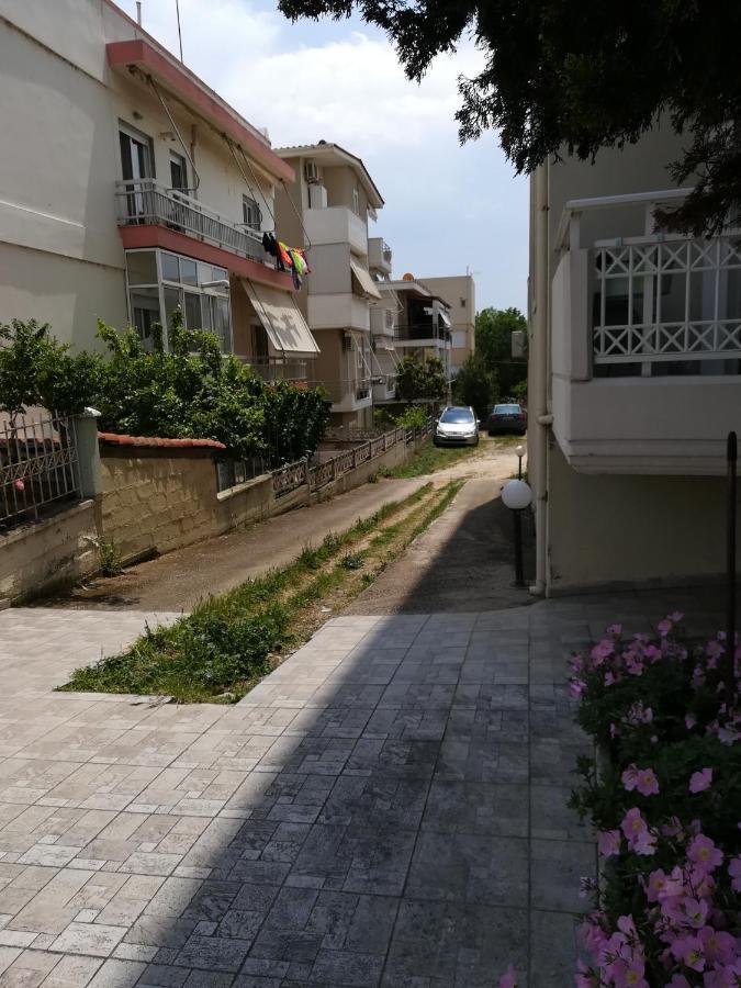 Apartment Ey Zhn Néa Khilí Exteriör bild