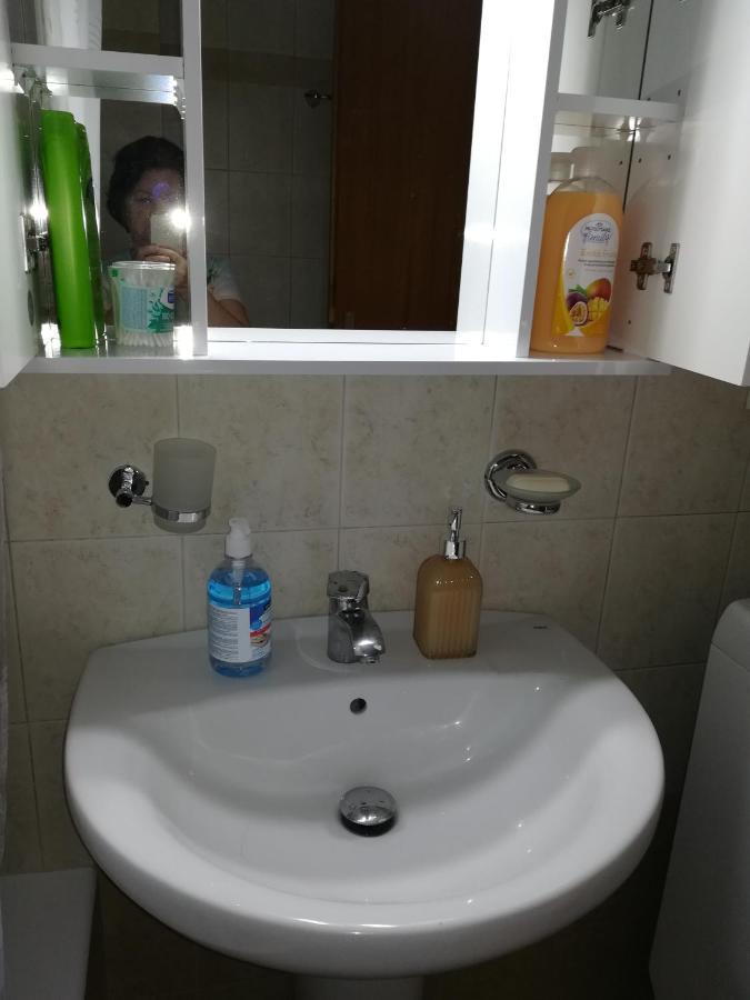 Apartment Ey Zhn Néa Khilí Exteriör bild